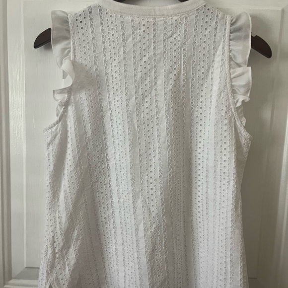 Michael Kors Gromet Lace Up Eyelet Lace Sleeveless Top - Picture 8 of 8